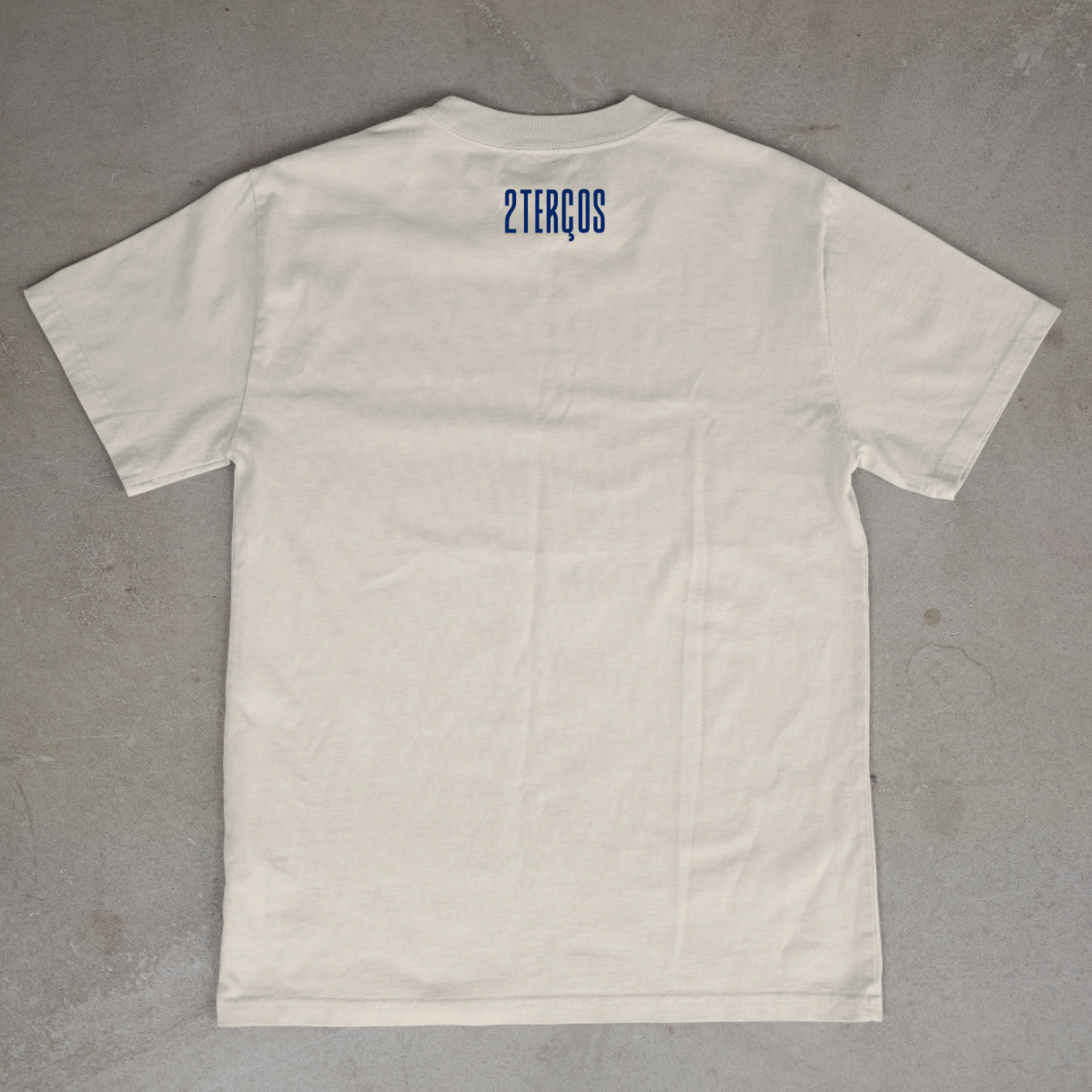 CAMISETA CATÓLICA CRISTO VIVE OFF-WHITE