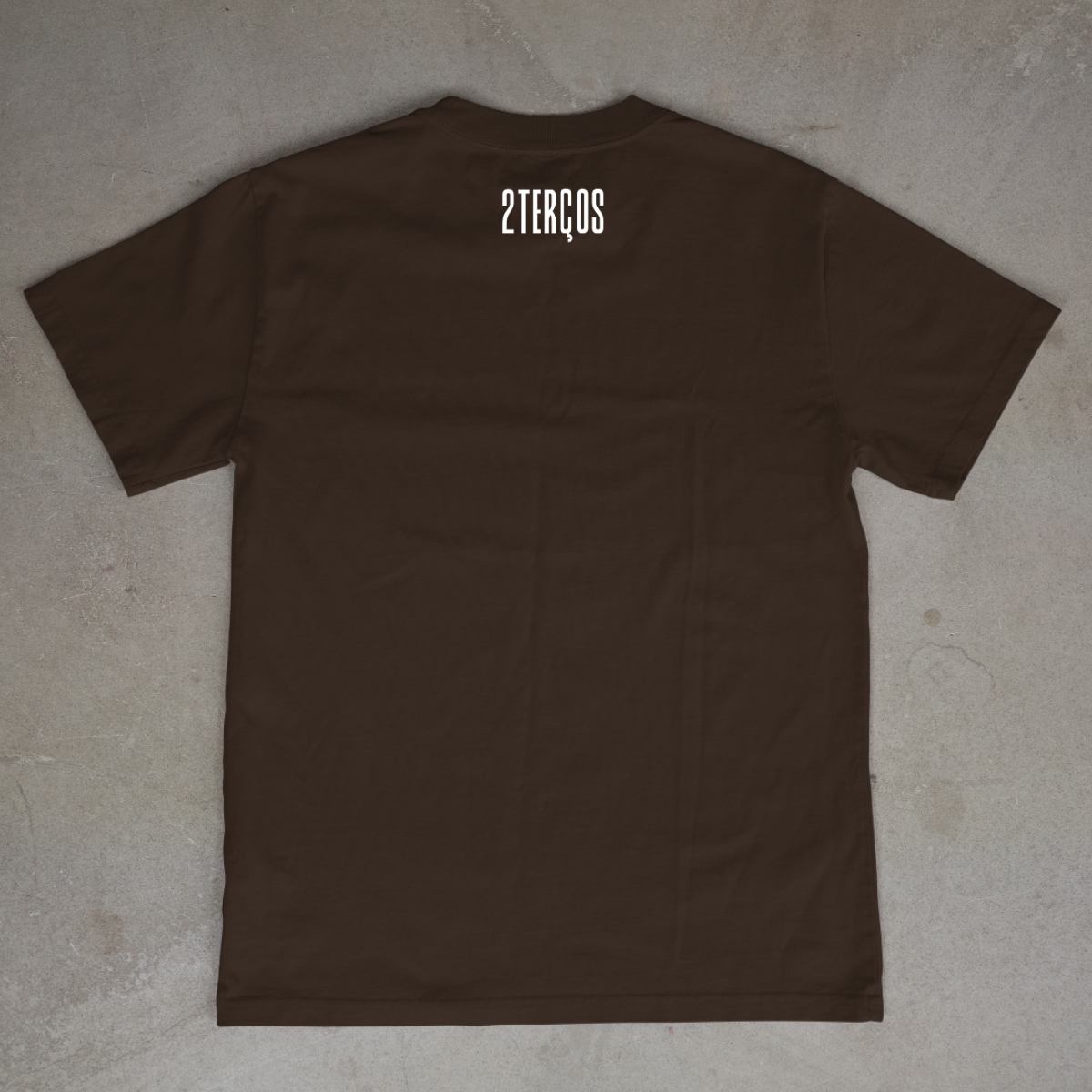 CAMISETA CATÓLICA CRISTO VIVE MARROM